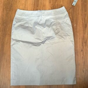 Worthington Tan and White Pencil Skirt Knee-Length Workwear